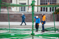 На площади Ленина начали устанавливать Губернский каток и главную ёлку Тулы, Фото: 9
