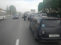 На Новомосковском шоссе столкнулись три автомобиля, Фото: 2