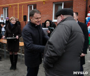 Губернатор Владимир Груздев вручил ключи от квартир новоселам в Узловском районе, Фото: 7