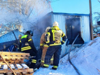В Туле рядом с частным домом сгорел строительный вагонщик, Фото: 2
