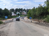 В Скуратово после 6 месяцев ремонта открыли дорогу, но только одну полосу, Фото: 7