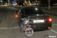 В Туле Mercedes сбил ограждение и приземлился на встречке, Фото: 2