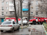На улице Металлургов в Туле загорелась квартира , Фото: 13