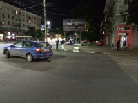 На ул. Первомайской иномарка въехала в офис Tele2, Фото: 1