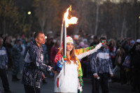 Третий этап эстафеты олимпийского огня: проспект Ленина, Фото: 57