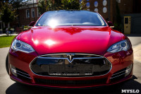 Владелец первого электромобиля Tesla рассказал, почему теперь не хочет ездить на других машинах, Фото: 30