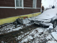 В Щёкино «Опель» едва не врезался в дом, Фото: 3