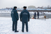 Провалившийся под лед школьник и терпящий бедствие рыбак: спасатели провели учения на Упе в Туле, Фото: 4