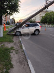 На Красноармейском проспекте кроссовер повалил фонарный столб, Фото: 2