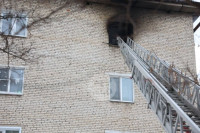 В пятиэтажке на ул. Галкина в Туле загорелась квартира, Фото: 6