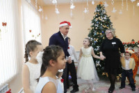Алексей Дюмин поздравил с Новым годом детей в социально-реабилитационном центре Тулы, Фото: 4