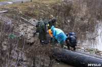 В Туле из Воронки спасатели выловили плавучий мусор, Фото: 5