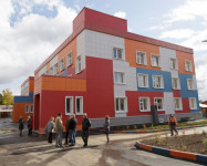 Владимир Груздев проинспектировал строительство детского сада на ул. Поперечная, Фото: 1