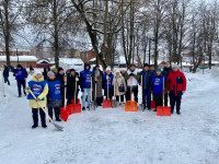 Депутаты-единороссы Тульской гордумы приняли участие в «Снежном субботнике», Фото: 4