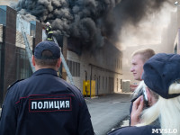 Загорелся недостроенный ТЦ на Красноармейском проспекте, Фото: 47
