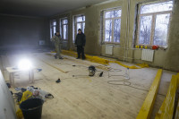 Дмитрий Миляев проверил, как идет ремонт вечерней школы на ул. Зорге, Фото: 6