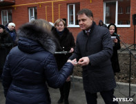 Губернатор Владимир Груздев вручил ключи от квартир новоселам в Узловском районе, Фото: 8