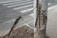 В Туле возле ТЦ «Демидовский» обнаружен опасный столб, Фото: 3