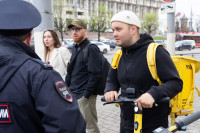 Докатился до штрафа: в Туле ГИБДД поверила самокатчиков и велосипедистов на соблюдение ПДД, Фото: 16