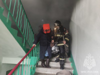 При пожаре в девятиэтажке на ул. Луначарского в Туле погиб мужчина, Фото: 4