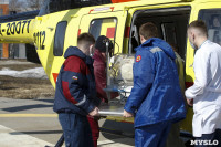 В Тульский перинатальный центр из Новомосковска на вертолете доставлены близняшки, Фото: 18
