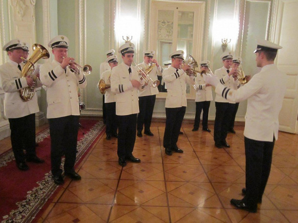 9 февраля 2018 года. Москва. Колонный зал Дома Союзов (бывшего  Благородного Собрания). Концерт в честь 95-летия Гражданской авиации России