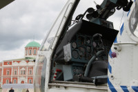 В кремле приземлился вертолет, который установит шпиль колокольни, Фото: 18