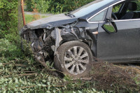 В Туле "Opel" перелетел бордюр и протаранил припаркованный "Infiniti", Фото: 9