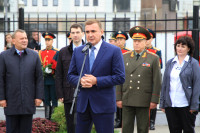 Депутаты областной Думы почтили память Николая Макаровца, Фото: 8