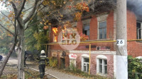 В Туле загорелся старинный дом, Фото: 6