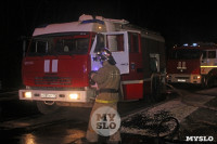 В Туле пожар уничтожил дом и три автомобиля, Фото: 11