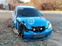 В Туле Mazda-3 сбила рябину и влетела в припаркованный Peugeot , Фото: 7