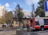 На пересечении улиц Гоголевская и Свободы загорелся жилой дом на 4 семьи, Фото: 18