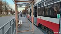 На ул. Металлургов разгромили остановки, Фото: 16