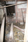Двор разрушающегося общежития в Туле неделю затапливает канализация, Фото: 4