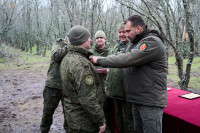 Тульским военнослужащим передали подарки к Дню защитника Отечества, Фото: 21