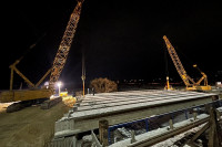 На новом Баташевском мосту в Туле приступили к монтажу железобетонных балок, Фото: 3