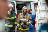 Пожарные эвакуировали людей из здания УМВД России по Тульской области, Фото: 44