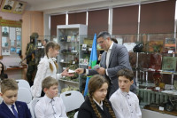 Алексей Эрк передал школьникам ответные письма от участников СВО, Фото: 13