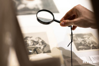 Пьянство как часть искусства: в Туле открылась выставка графики «На столе и под столом» (18+), Фото: 16