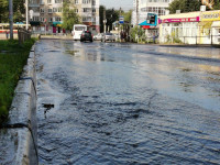 В Пролетарском районе Тулы затопило улицы и дворы: вода хлещет из колодцев, Фото: 8
