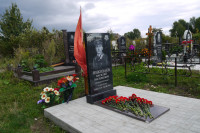 В Узловой установили памятник на могиле считавшегося пропавшим без вести летчика-героя, Фото: 6