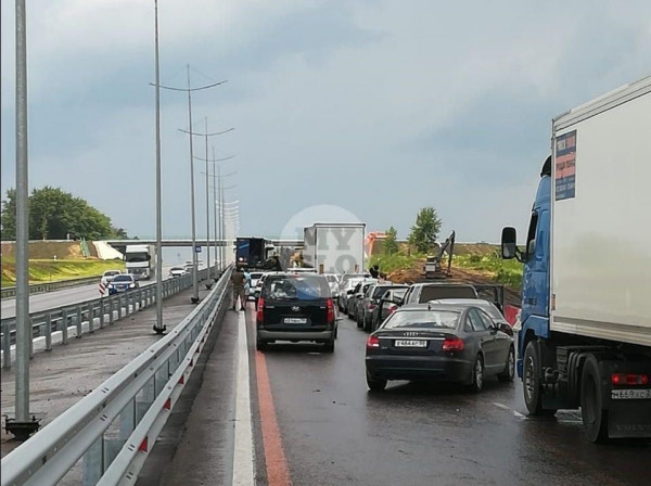 М 4 перекрыли. Трасса Дон 216 км. Перекрытия на трассе м8 блок посты. Перекрыли трассу м4 сегодня почему.