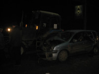 В центре Тулы легковушка врезалась в трактор коммунальщиков, Фото: 1