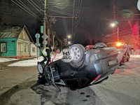 На ул. Болдина в Туле перевернулся Ford, Фото: 1