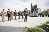 Москалькова и Федорищев возложили цветы на площади Победы в Туле, Фото: 6