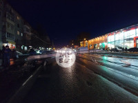 Водитель BMW снес столб на улице Металлургов в Туле, Фото: 7