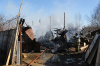 Пожар в цехе производства гробов на Веневском шоссе в Туле, Фото: 1