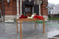 Трагедия в Казани: Туляки несут цветы в память о погибших, Фото: 6