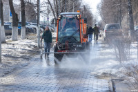 Смыть грязь и пыль: на улицах Тулы началась весенняя уборка, Фото: 8